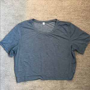 Lululemon cropped t-shirt
